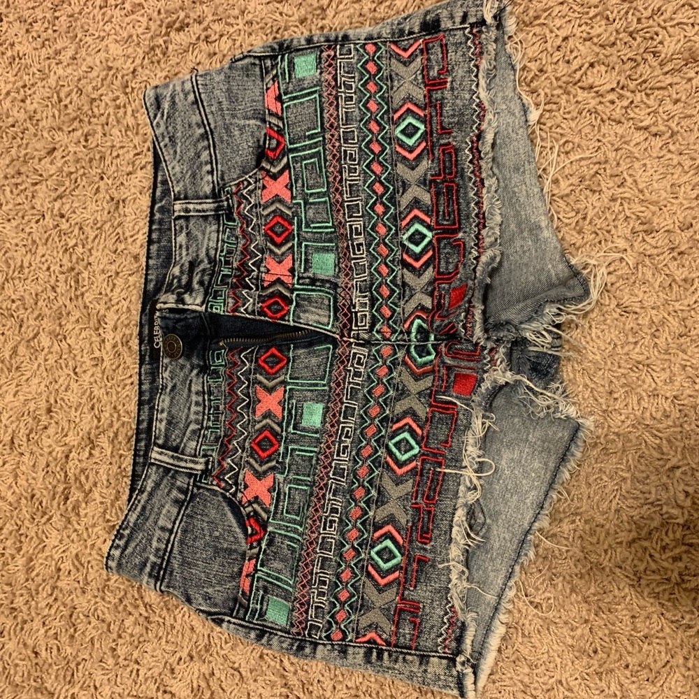 Hi waisted festival shorts